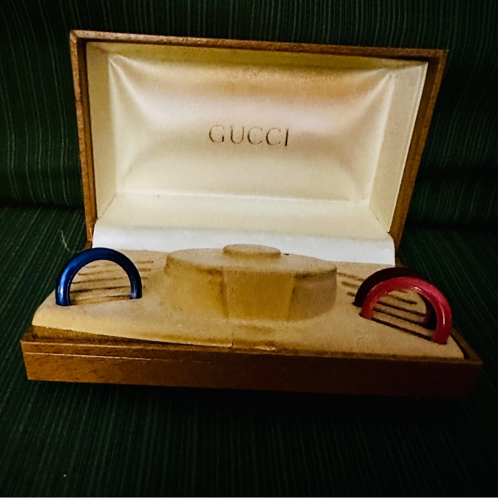 Box for your Gucci 1100L Interchangeable Bezel Watch. (Bezels NOT included)